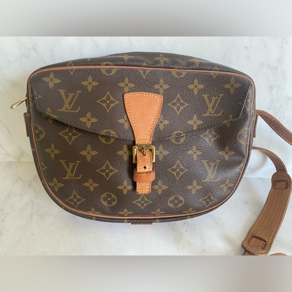 ❗️SOLD❗️Jeune Fille MM